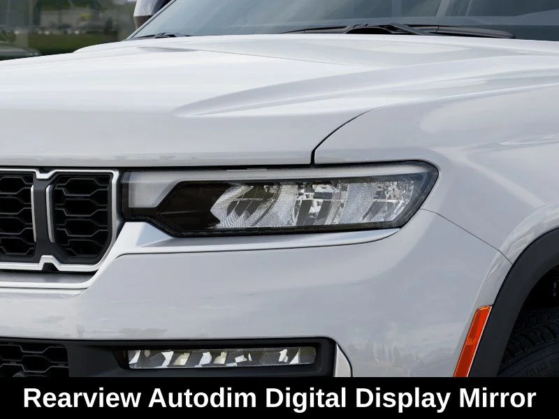 New 2026 Bright White Clear-Coat Exterior Paint Jeep Limited image 11