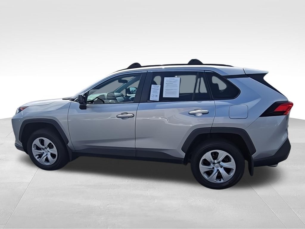 Used 2021 Silver Toyota LE image 6
