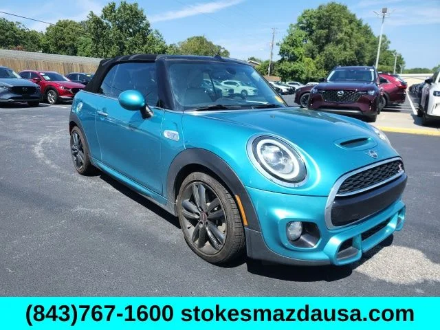 Used 2019 Blue MINI Classic image 7