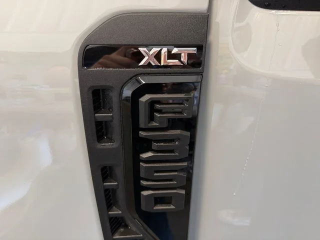 New 2026 Avalanche Ford XLT image 25