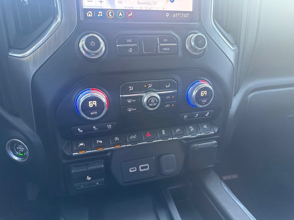Used 2019 Onyx Black GMC Denali image 28
