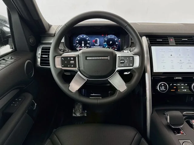 New 2026 Fuji White Land Rover Dynamic SE image 25