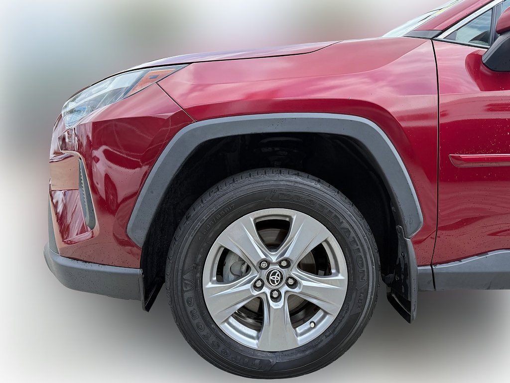 Used 2022 Ruby Flare Pearl Toyota XLE image 3