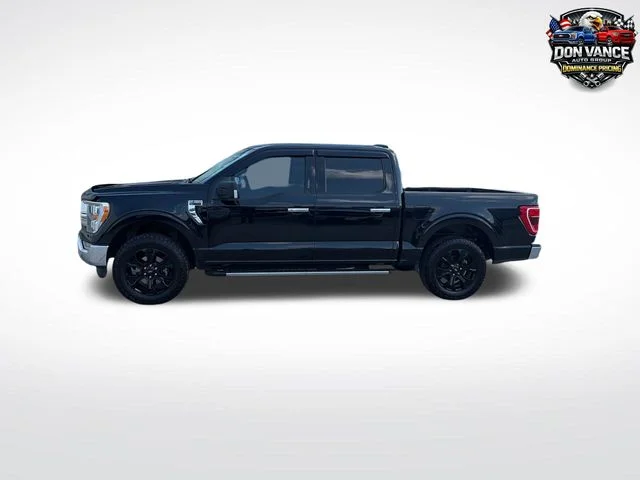 Used 2021 Black Ford XLT image 2