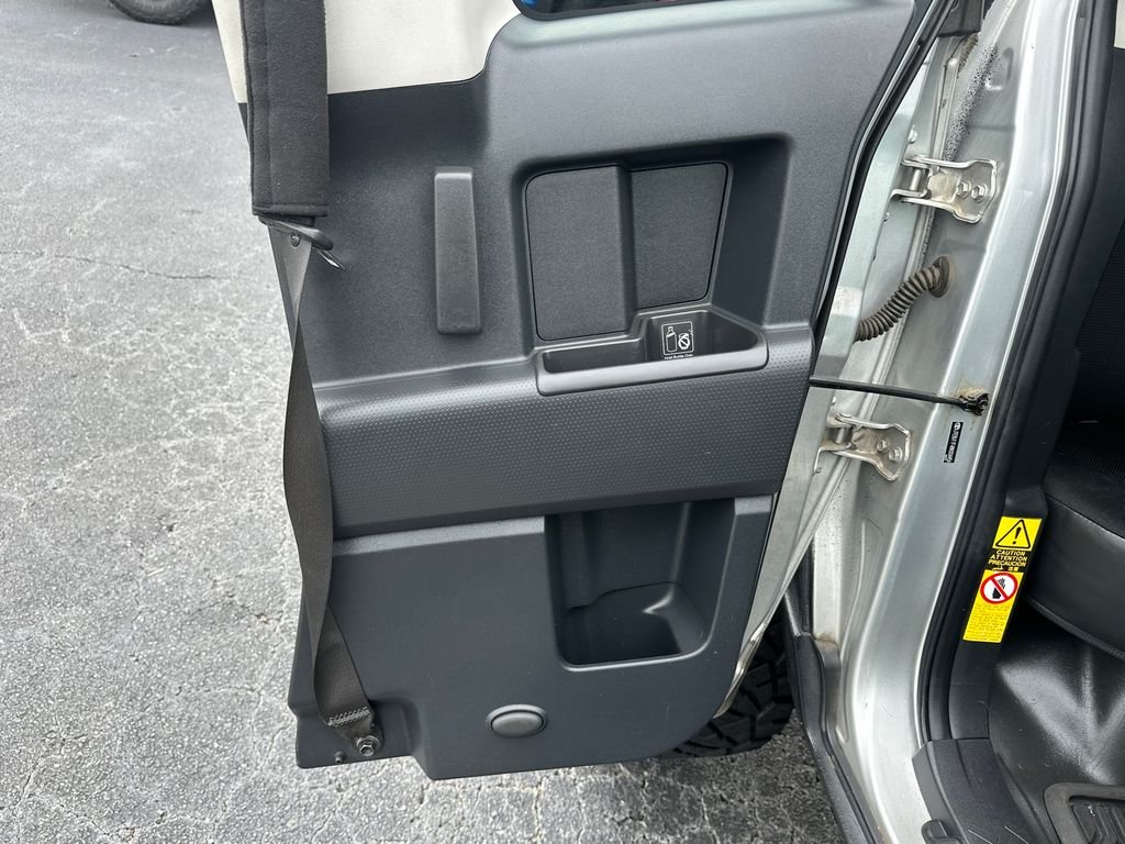 Used 2008 UNDEFINED Toyota Base image 16