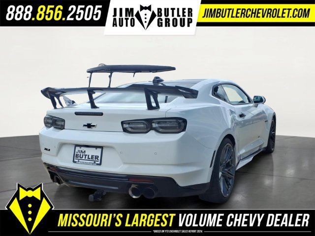 Used 2022 SUMMIT WHITE Chevrolet ZL1 image 20
