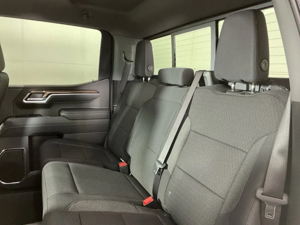 New 2026 Summit White Chevrolet LT image 6