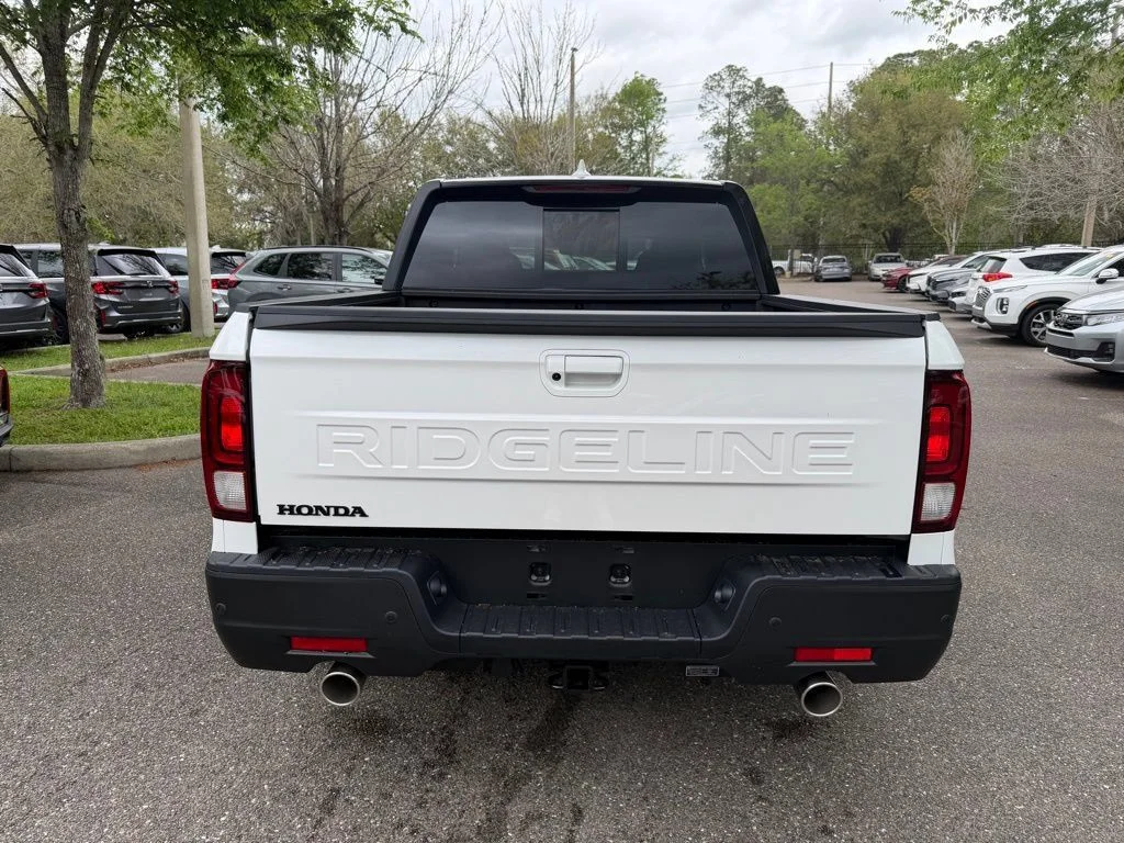 2026 Honda Ridgeline Black Edition - Photo 6
