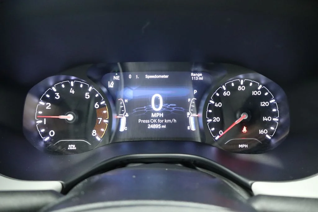Used 2024 White Jeep Limited image 37