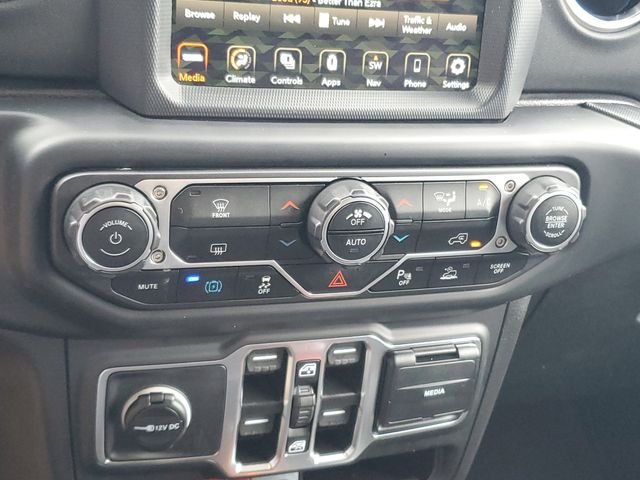 Used 2021 Silver Jeep Unlimited Rubicon 4xe image 18