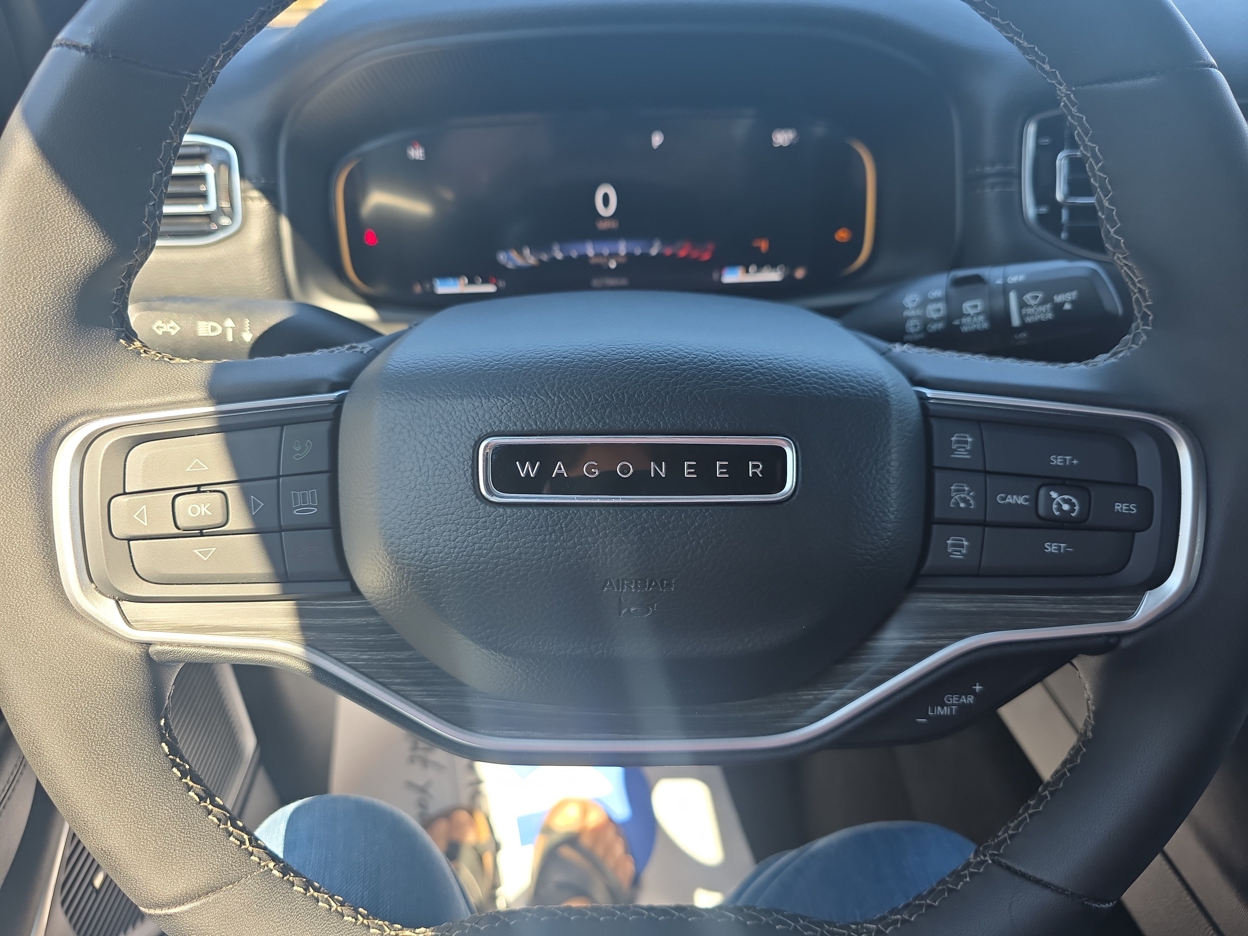 2024 Jeep Wagoneer Series III - Photo 25