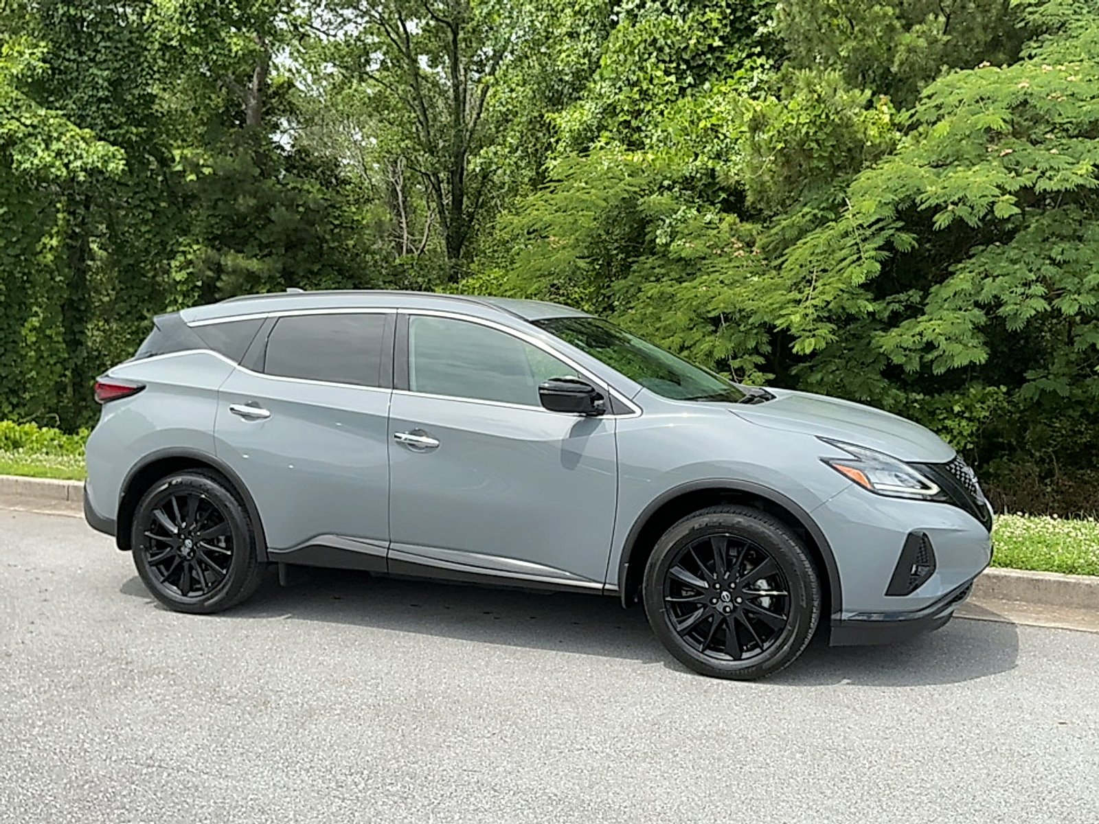 2024 Nissan Murano SV FWD's photo