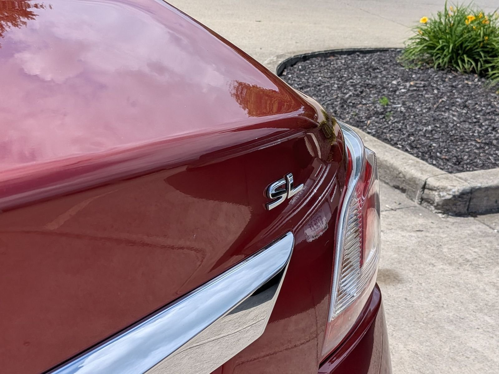 Used 2013 Cayenne Red Metallic Nissan 2.5 SL image 36