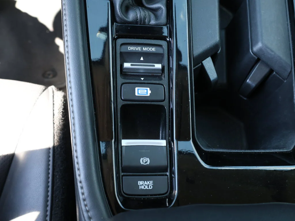 Used 2024 Black Honda Touring image 27