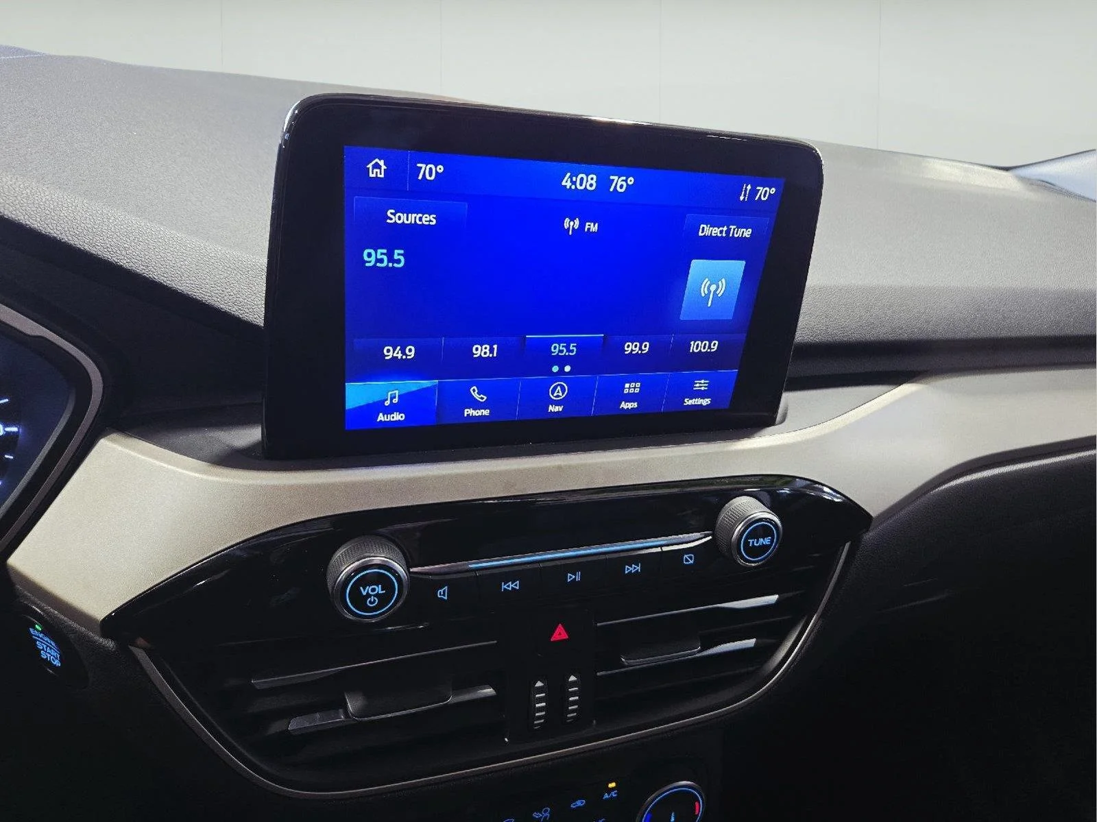 Used 2022 Stone Blue FORD SE image 21
