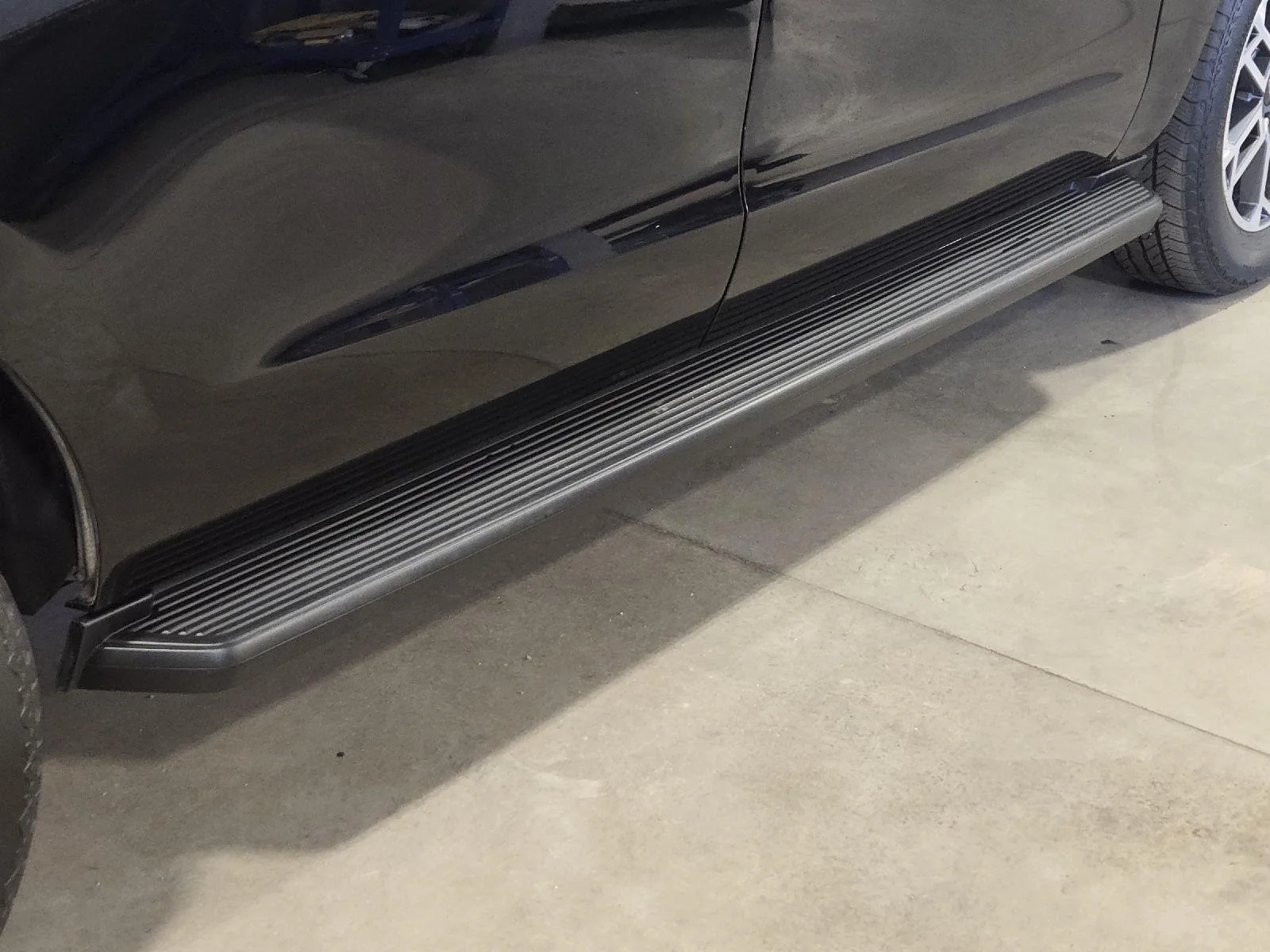 Used 2025 Agate Black Ford Active image 13