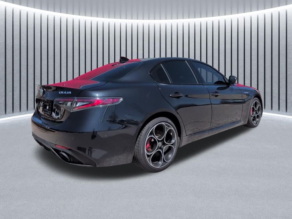 Used 2024 Black Alfa Romeo Veloce image 7