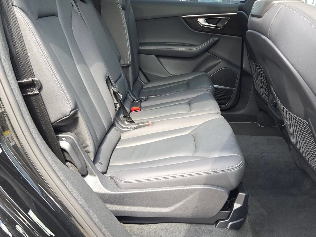 Used 2025 White Audi 55 Premium Plus image 9