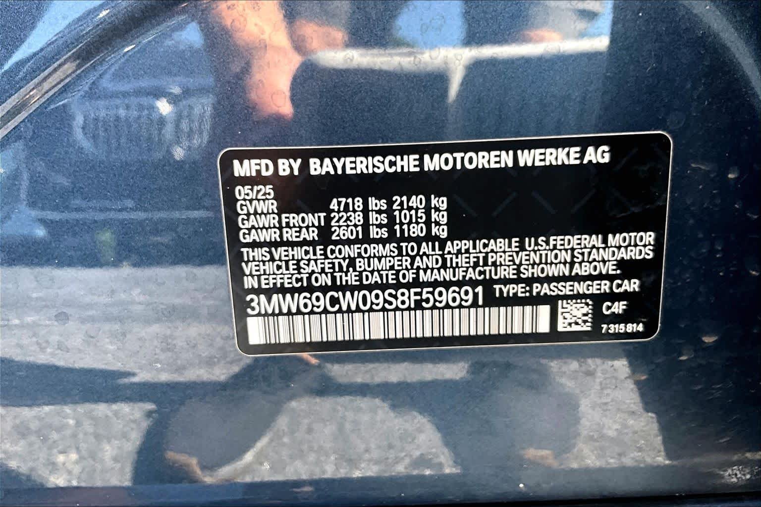 2025 BMW 3 Series 31