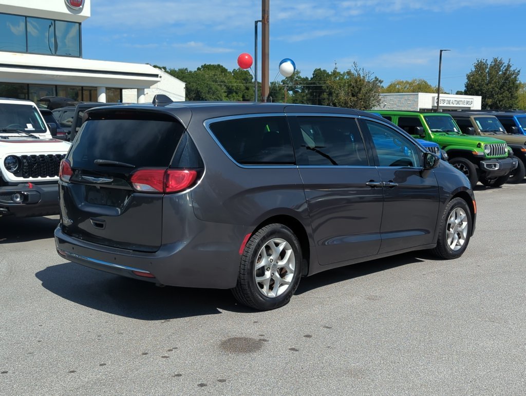 Used 2019 Gray Chrysler Touring Plus image 6