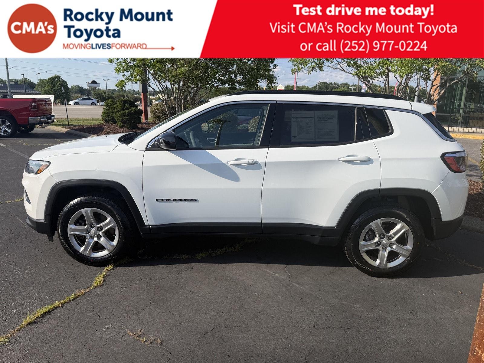 Used 2023 Bright White Clearcoat Jeep Latitude image 4