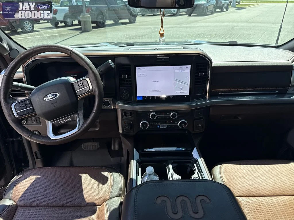 Certified Used 2025 Bronze Metallic Ford King Ranch image 17
