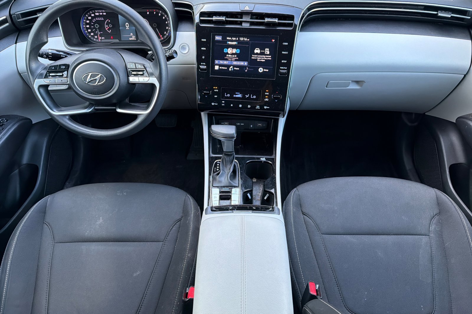Used 2024 Shimmering Silver Hyundai SEL image 11