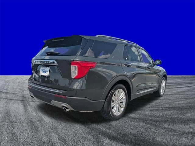 Certified Used 2024 Green Metallic Ford Limited image 3