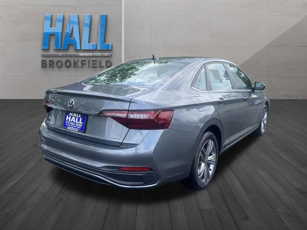 Used 2023 Gray Volkswagen 1.5T SE image 5