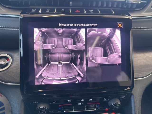 Used 2025 Metallic Jeep Limited image 30