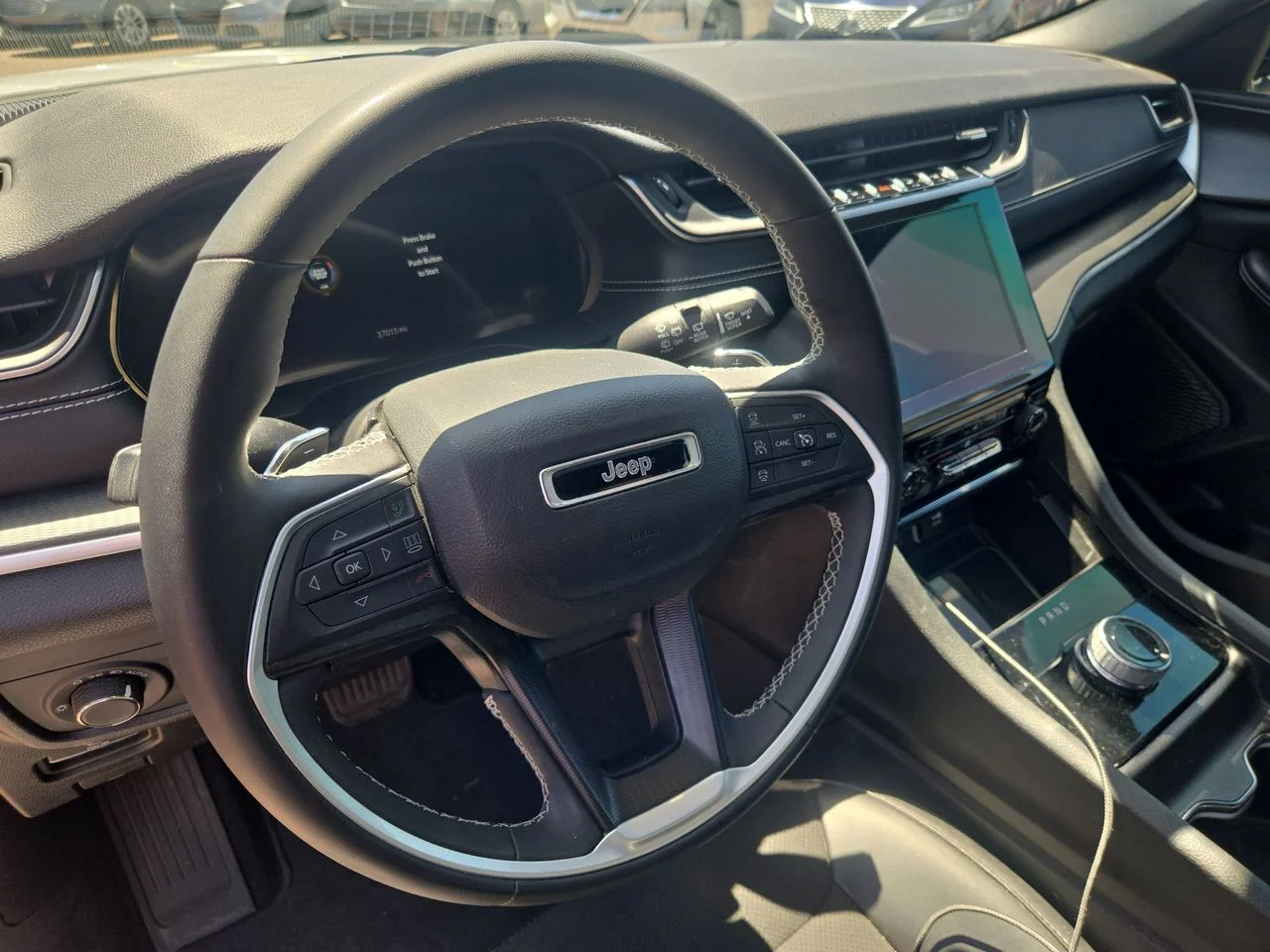 Used 2023 Bright White Clearcoat Jeep Altitude X image 9
