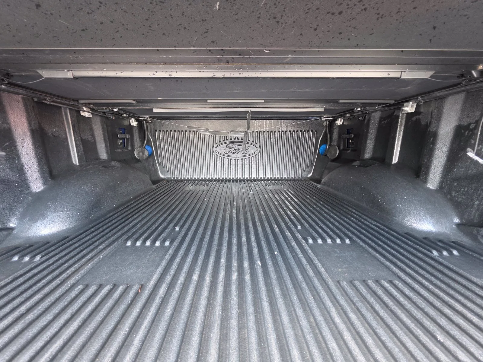 Used 2016 Blue Flame Metallic Ford XLT image 31