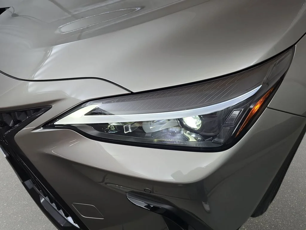 New 2026 Atomic Silver Lexus PREMIUM image 29