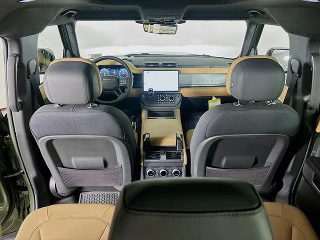 Used 2026  Land Rover X image 23