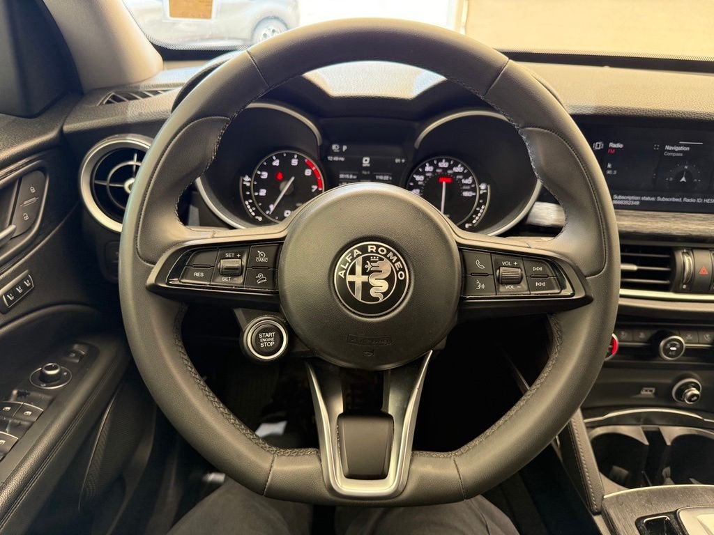 Used 2021 Black Metallic Alfa Romeo Sprint image 20