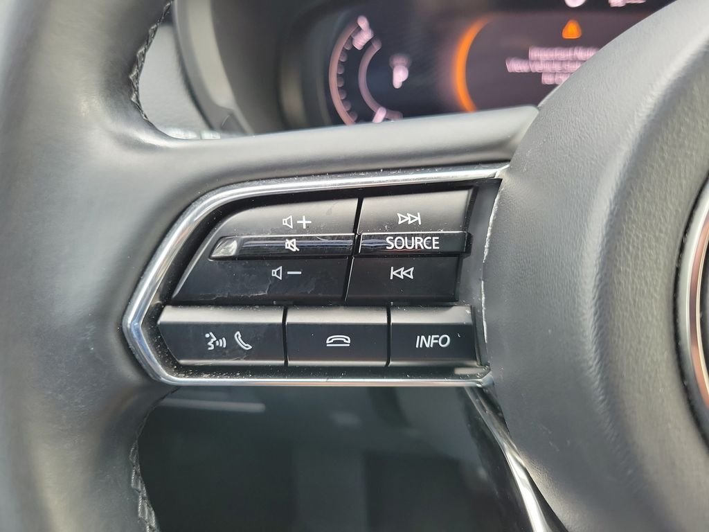 Used 2024 White Mazda Preferred image 24
