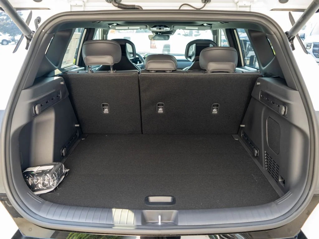 New 2027 Snow White Pearl Kia X-Line SX image 33
