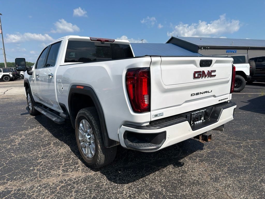 Used 2023 White GMC Denali image 4