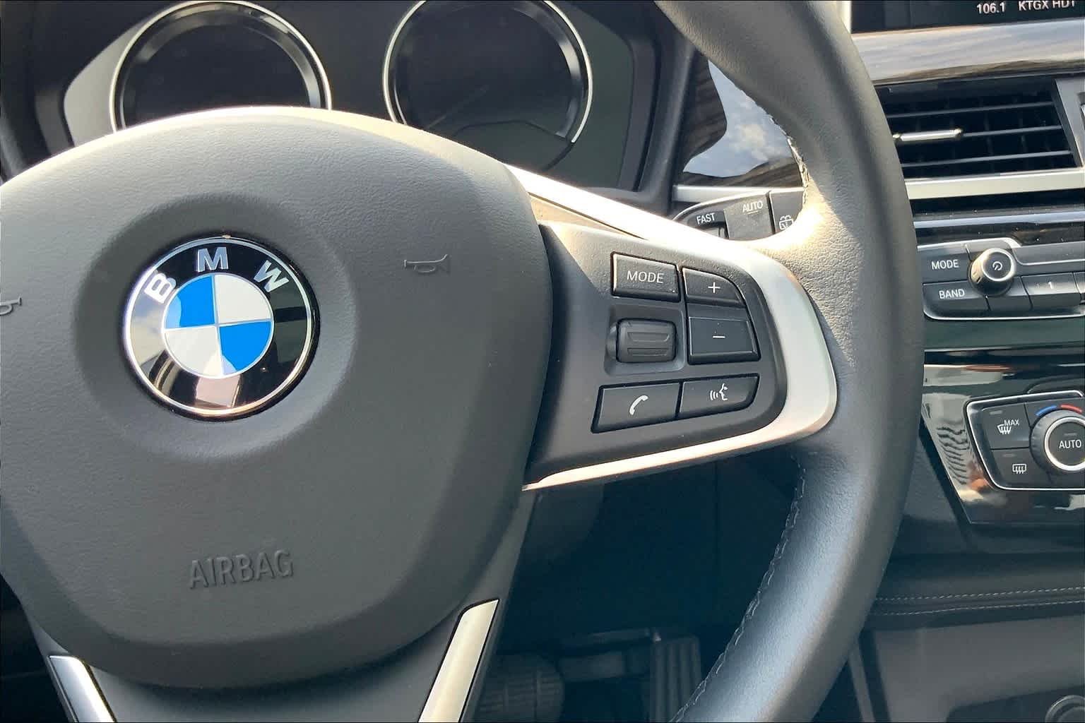 Used 2021 Alpine White BMW xDrive28i image 24
