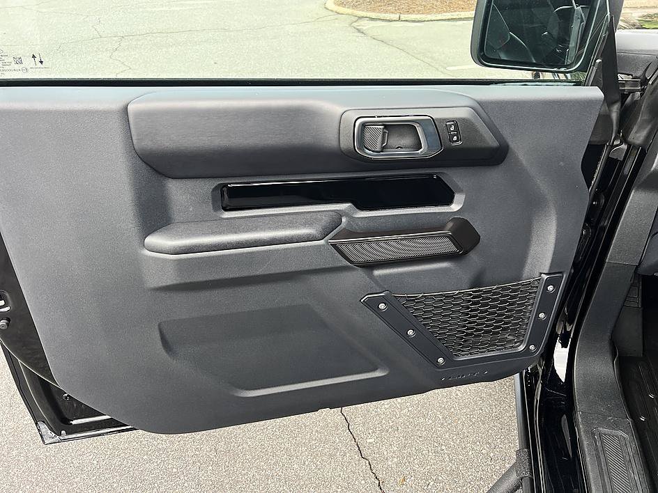 Used 2025 Shadow Black Ford Badlands image 19