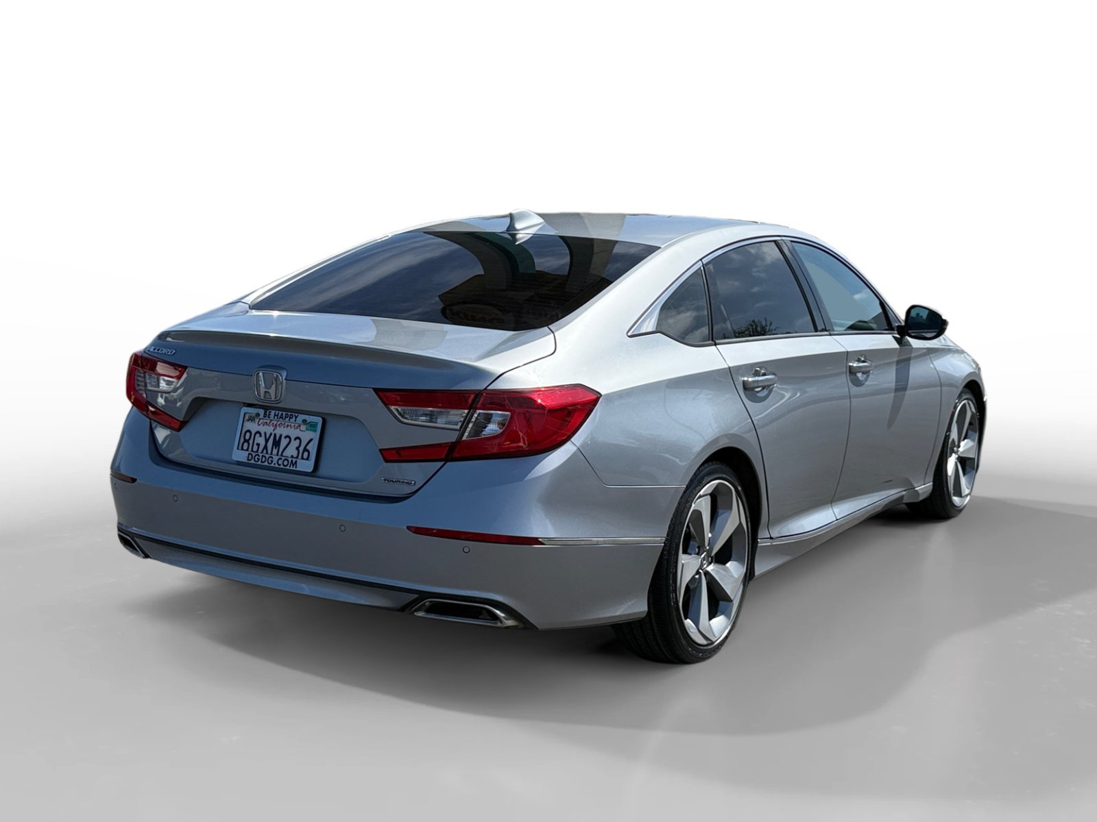 Certified Used 2018 Silver Honda Touring image 5