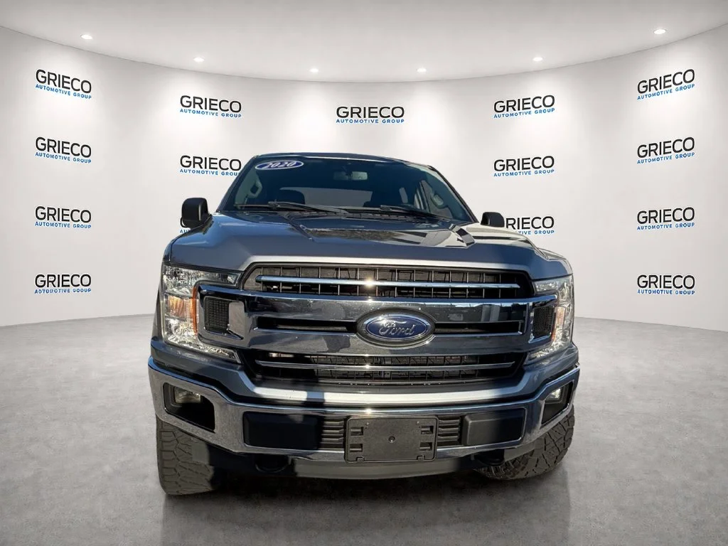 Used 2020 Silver Ford XLT image 2