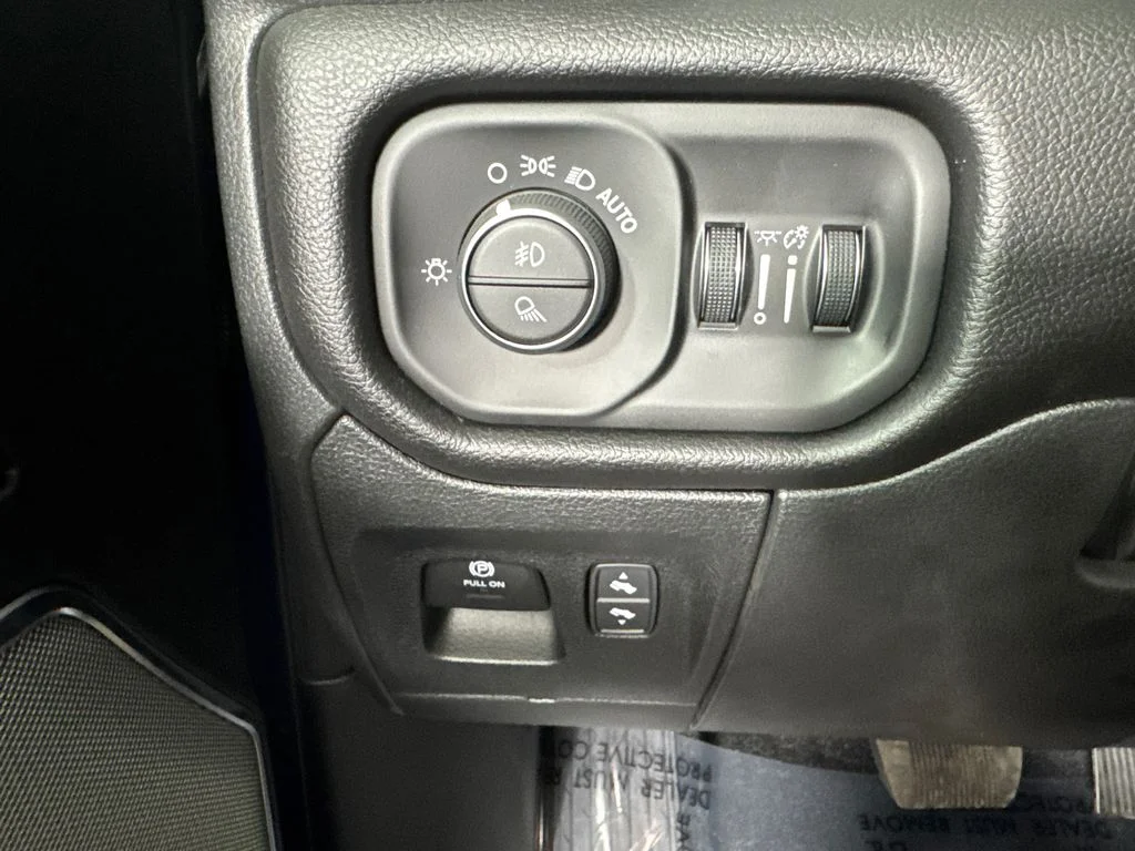 2026 RAM 1500 Laramie - Photo 26