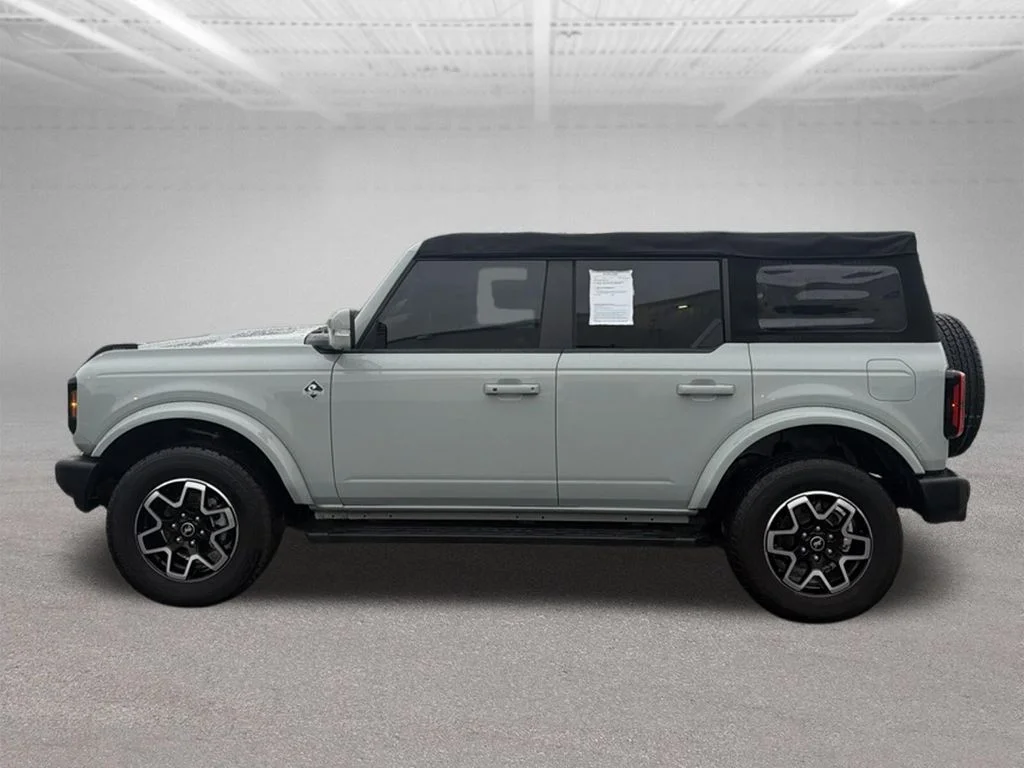 Certified Used 2023 Cactus Green / Gray Ford Outer Banks image 7