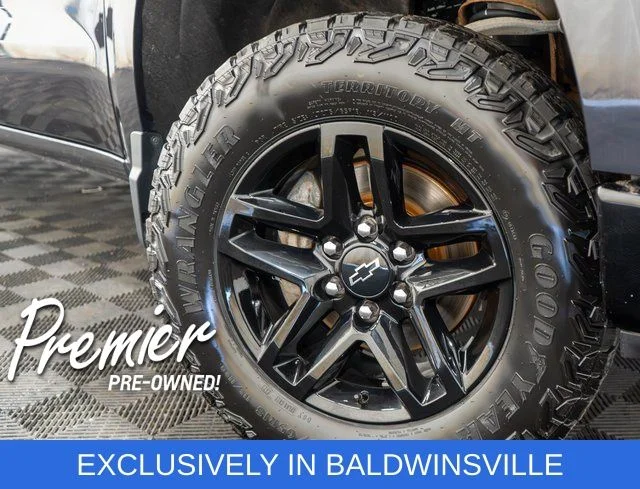 Used 2023 Gray Chevrolet LT Trail Boss image 8