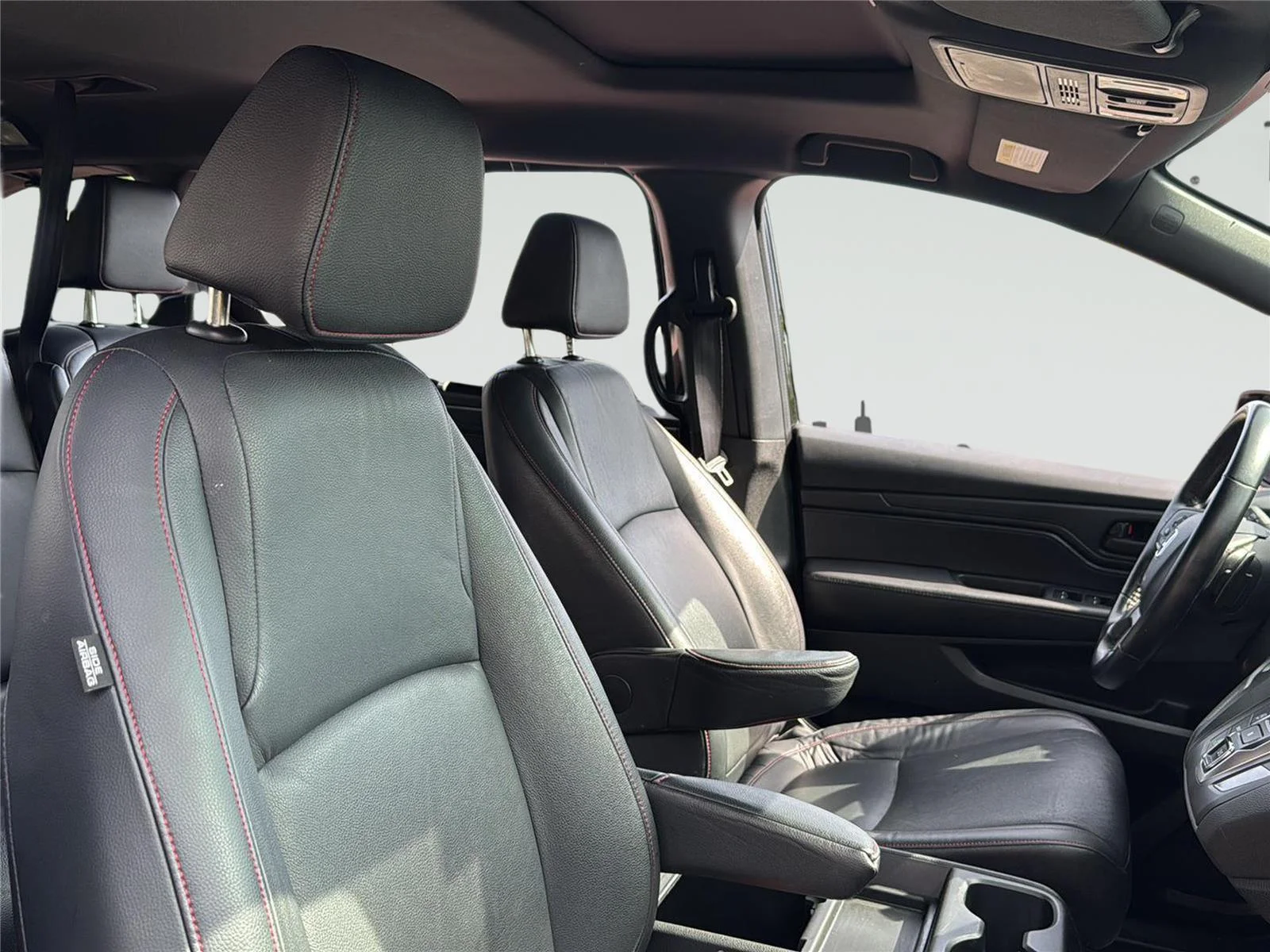 2024 Honda Odyssey SPORT - Photo 28