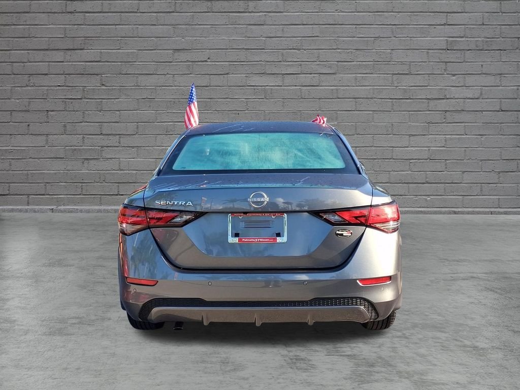Used 2025 Gray Nissan S image 11