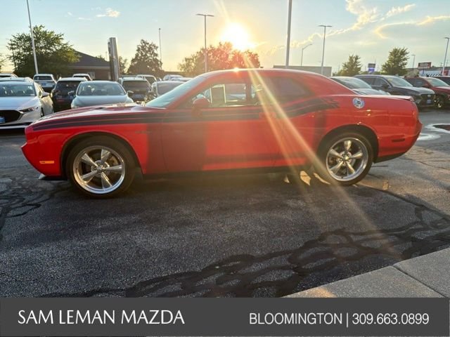 Used 2010 Red Dodge R/T image 8