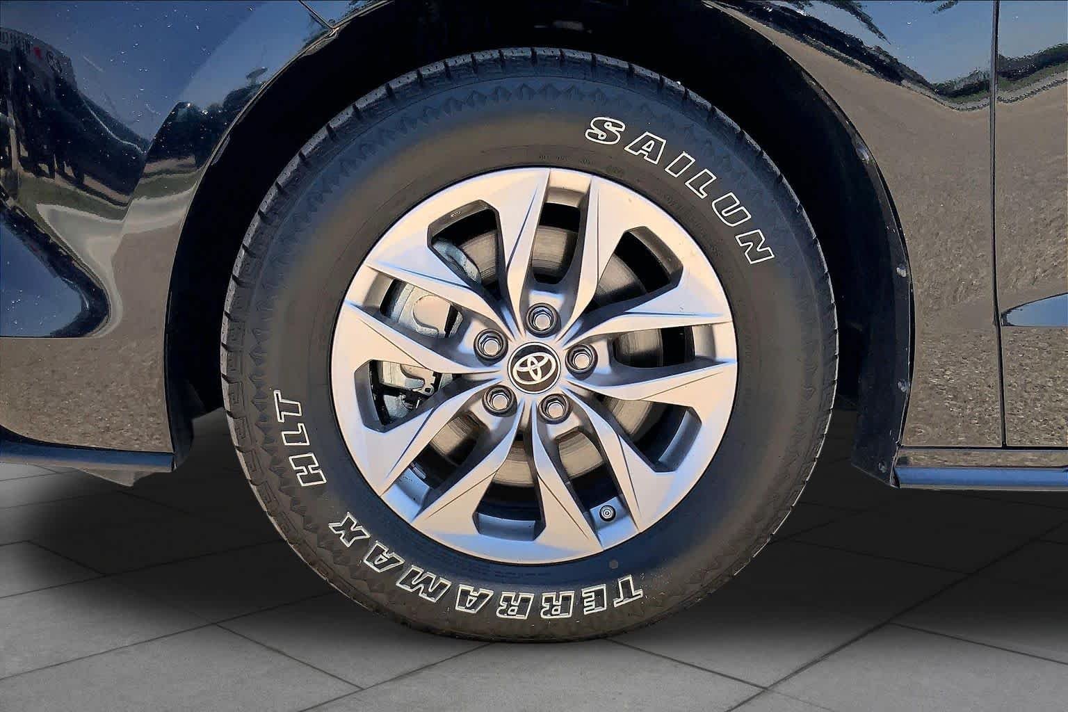 Used 2024 Midnight Black Metallic Toyota XLE image 11