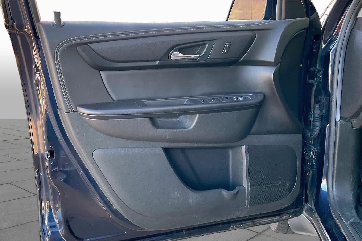 Used 2017 Blue Velvet Metallic Chevrolet LT image 20